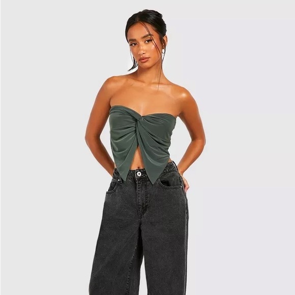 Boohoo SLINKY TWIST FRONT BANDEAU - Picture 3 of 7